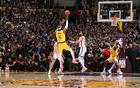 NBA詹姆斯十佳進球回顧，歷史得分王扣籃特里