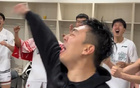 同曦進季后賽，全員歡騰潑水，劉家成、郭昊文狂歡，曾霸氣日霸氣喊話！