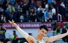 CBA沖突，許鐘豪肘擊張寧笑挑釁，賽后激怒球迷。