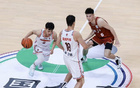 徐杰表現(xiàn)不佳，杜鋒需擔責，調(diào)整策略對戰(zhàn)上海方能取勝。