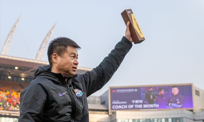 津門虎輿論風(fēng)波：高投入一億，于根偉薪資低