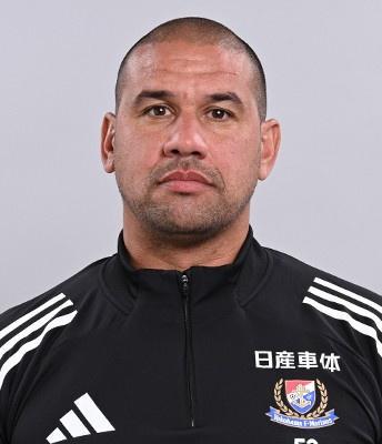 戰(zhàn)利雅得勝！橫濱主帥專注自身，無懼對(duì)手。