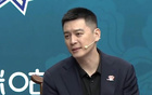 楊鳴：決賽舞臺(tái)最強(qiáng)，解說席稍遜一籌。