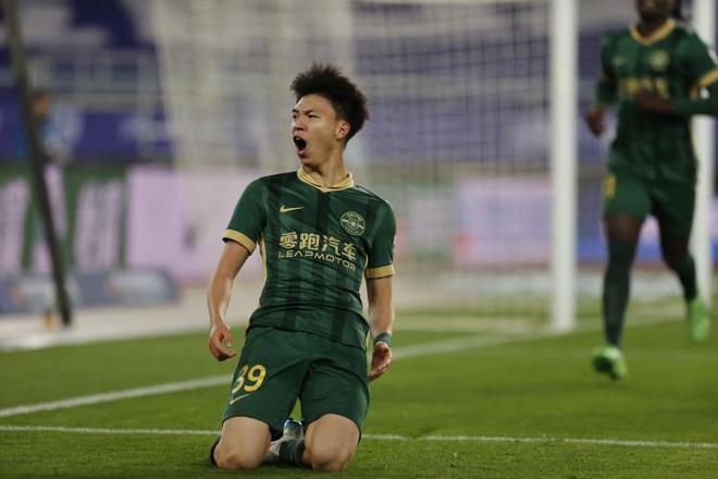 潘偉力：王鈺棟能力尚需提升，五大聯(lián)賽需頂尖水平。