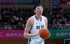 周琦20+10，8中8，四川隊勝強敵，正賽資格穩(wěn)。