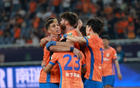 中超：久逢甘霖，贏拼雙響，泰山勝武漢三鎮(zhèn)3:1。