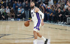瓦蘭NBA合同有約束性，需買斷才可加盟其他隊(duì)。